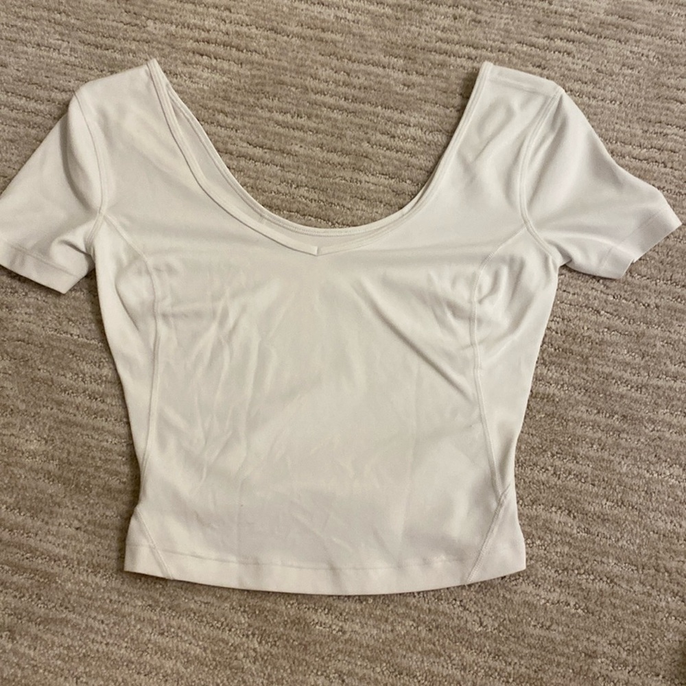 lululemon athletica White Scoop Neck Short Sleeve Top